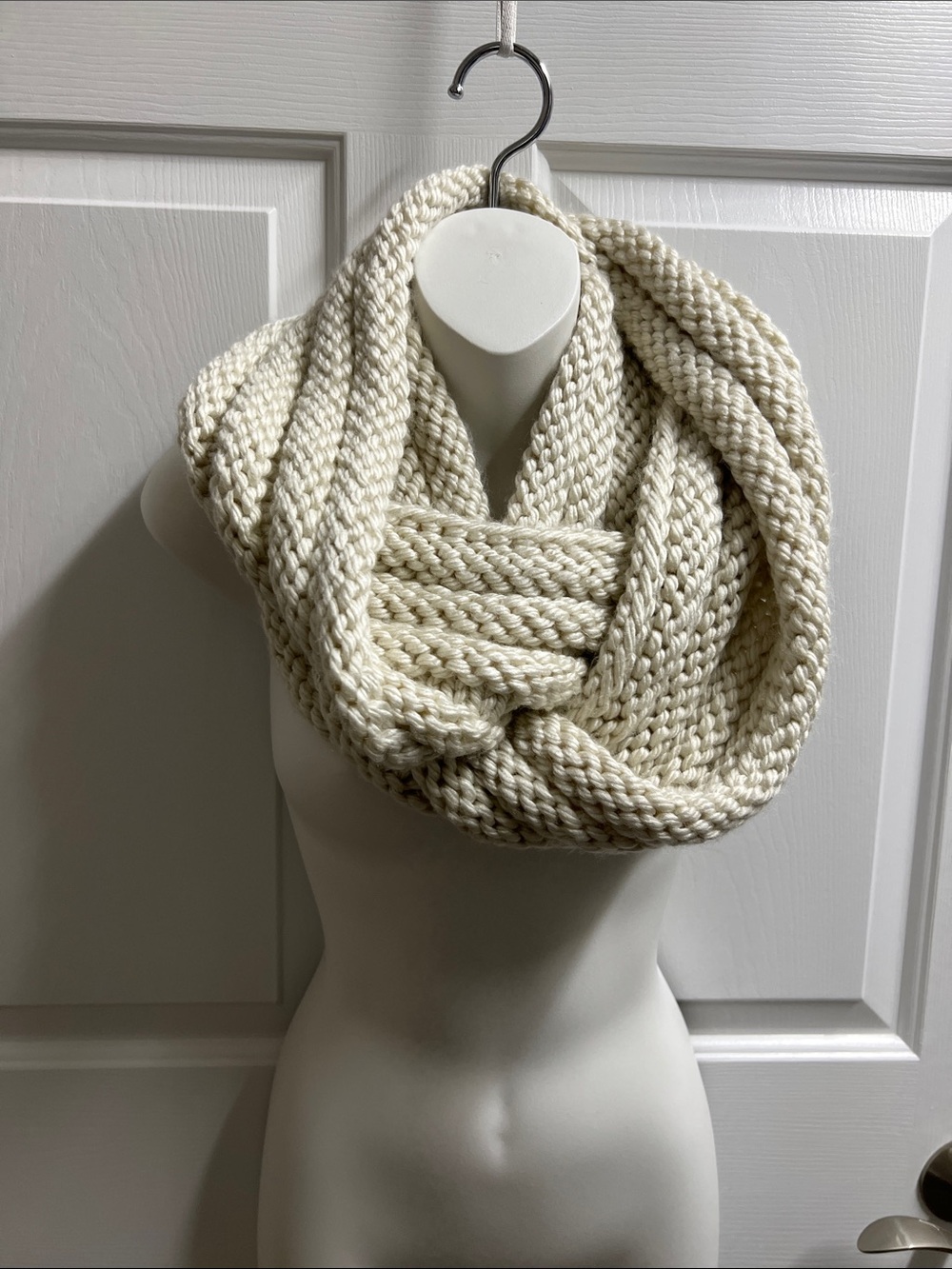 J. Crew Chunky Cream Knit Infinity Scarf 546